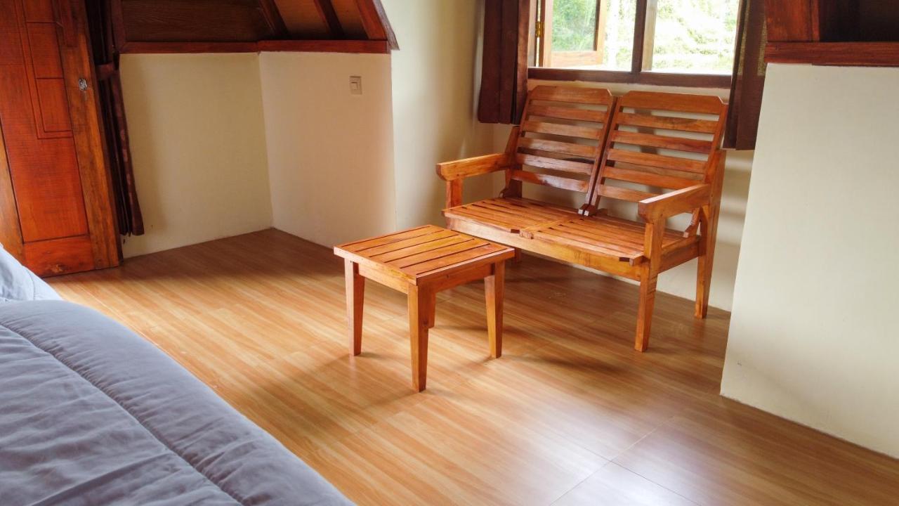 Apartmán Bale Kembang Kuning Tetebatu Exteriér fotografie