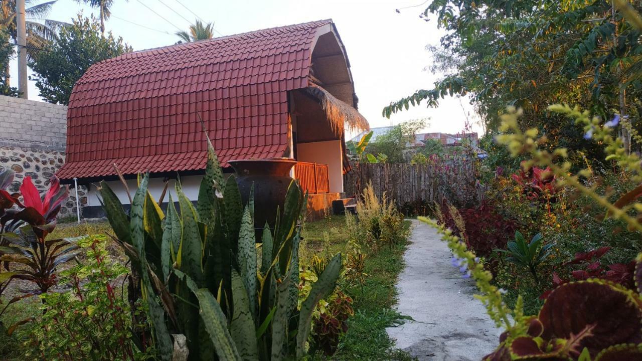 Apartmán Bale Kembang Kuning Tetebatu Exteriér fotografie