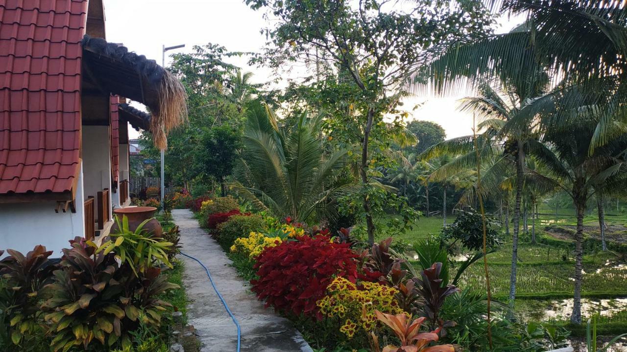 Apartmán Bale Kembang Kuning Tetebatu Exteriér fotografie