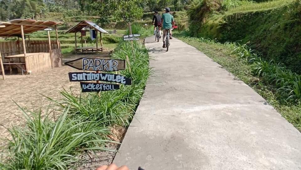 Apartmán Bale Kembang Kuning Tetebatu Exteriér fotografie